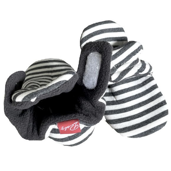 Baby Non-Slip Booties - Picture 5 of 5